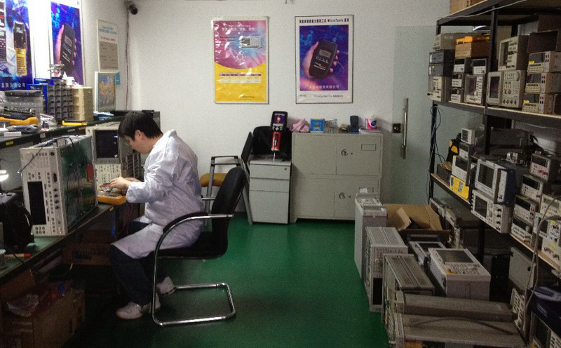儀表工在修理儀表-http://m.gzmengda.com/tech/1228.html